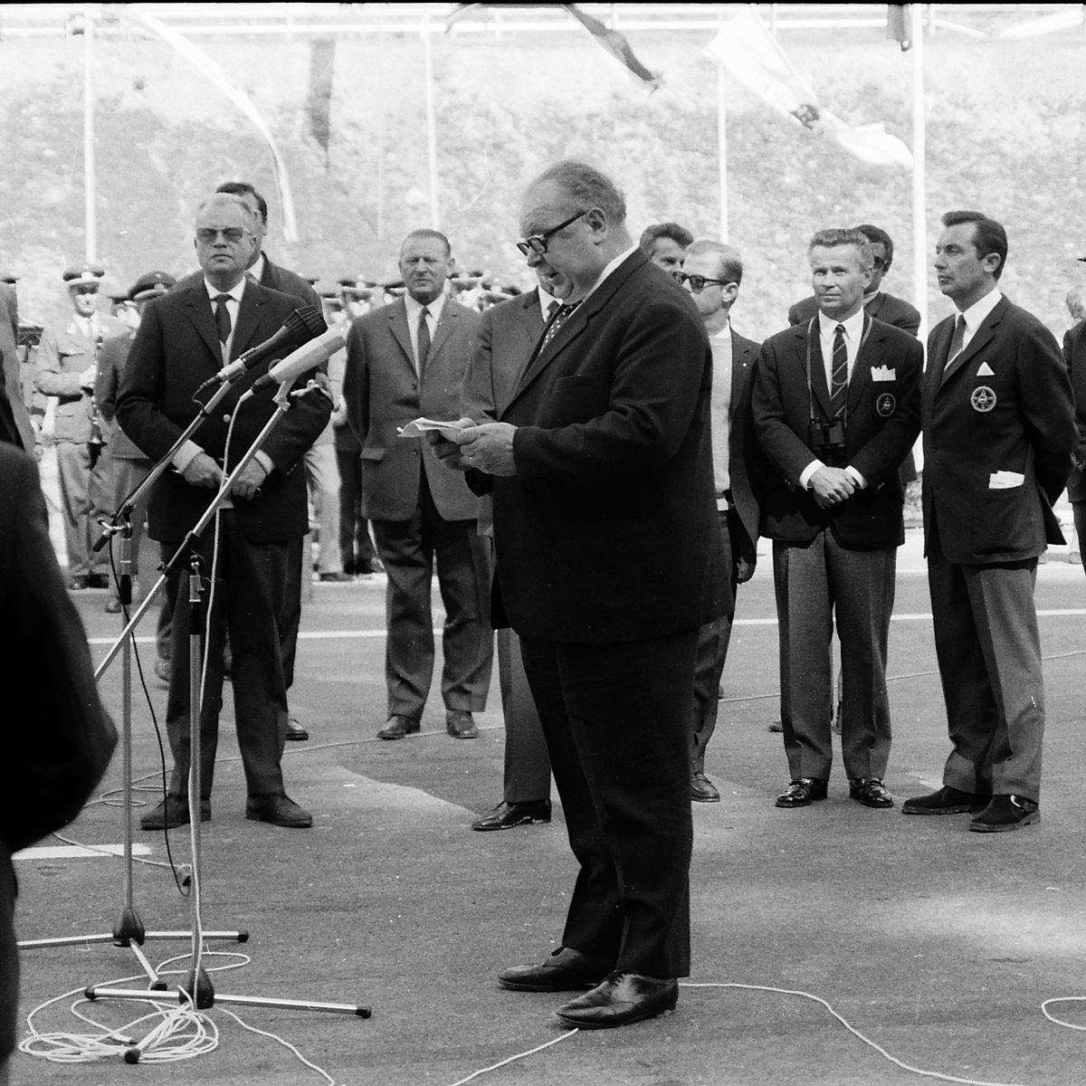 1969.09.21-ero êffnung-salzburgring-ero êffnungszeremonie-sbg-ring-1969-lhptm.-dr.-lechner-3-hq